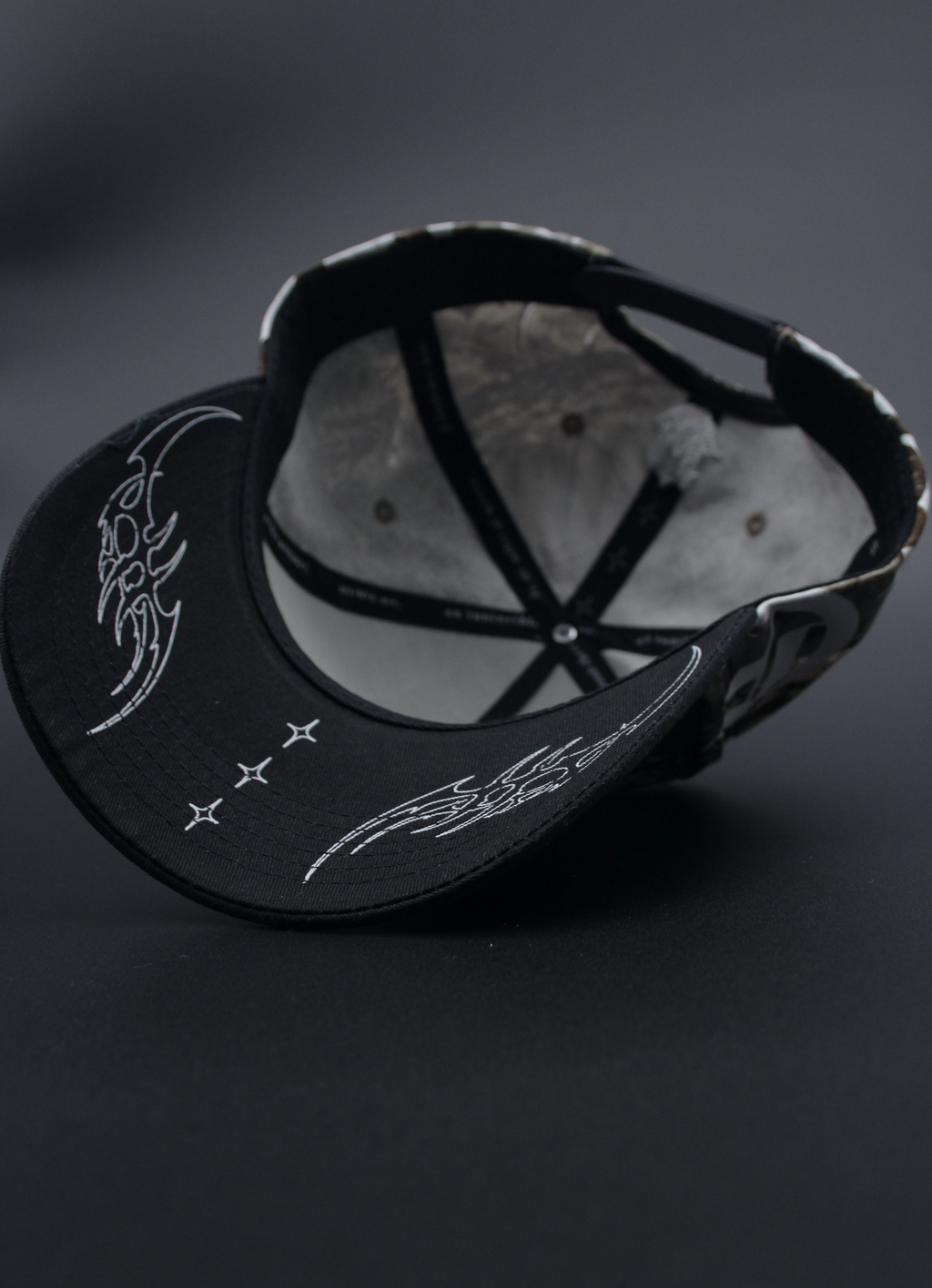 Thorn Camo Hat