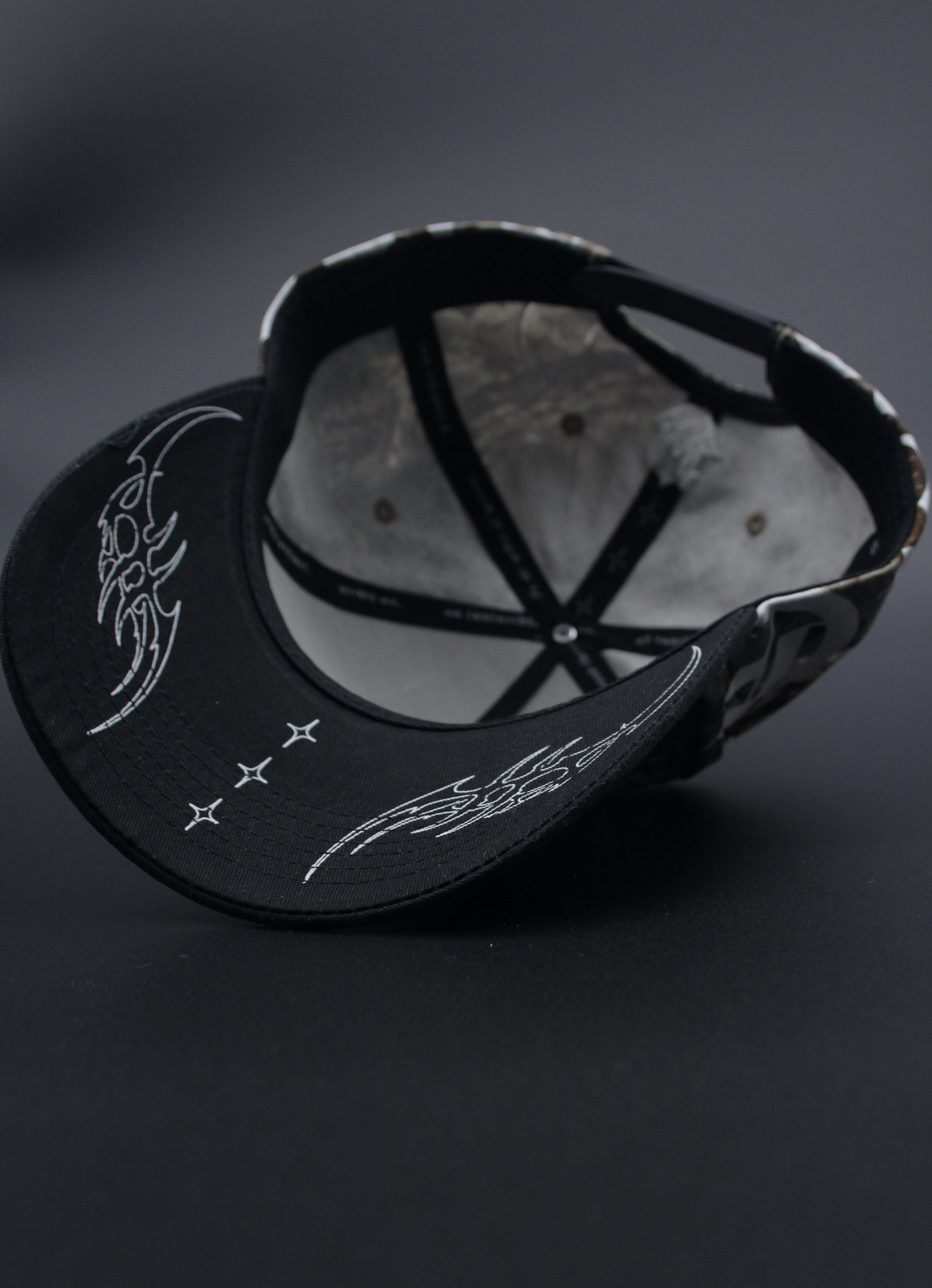 Thorn Camo Hat